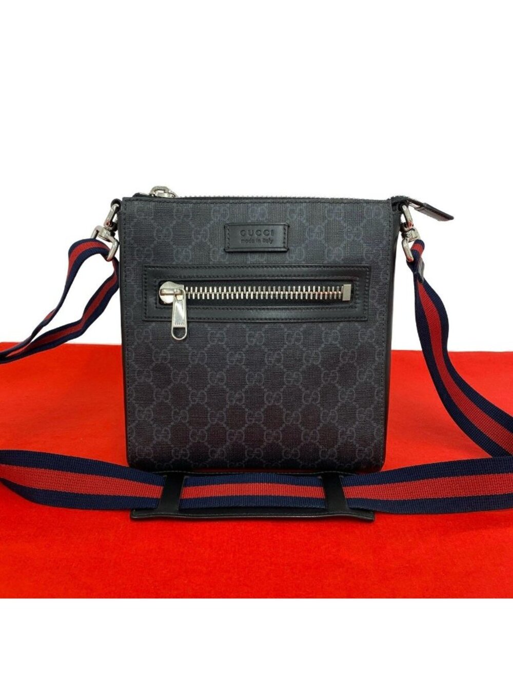 Gucci Sherry Line GG Supreme Small Messenger Leather Polyurethane Shoulder Bag